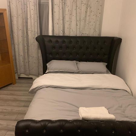 Bed and Breakfast At Apex House Horndon-on-the-Hill Экстерьер фото