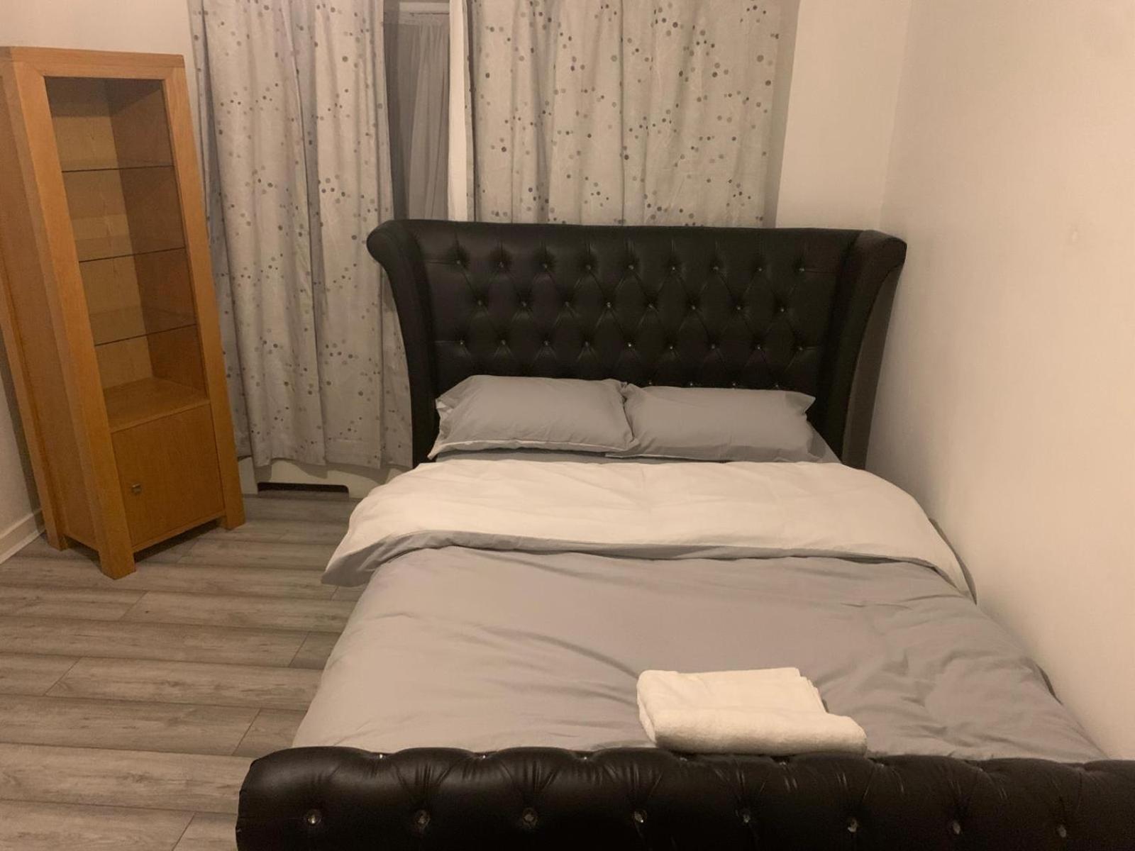 Bed and Breakfast At Apex House Horndon-on-the-Hill Экстерьер фото